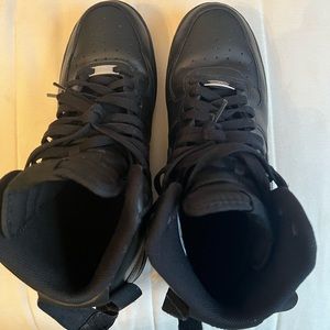 Mens/boys size 12 Nike Jordan’s